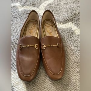 Sam Edelman brown loafers with gold buckle